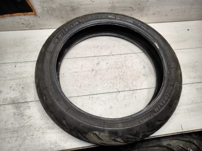 Мотошина Michelin Road 5 120/70-17 (дата выпуска 37/22) Honda CB500X (2017-2018) — изображение 4
