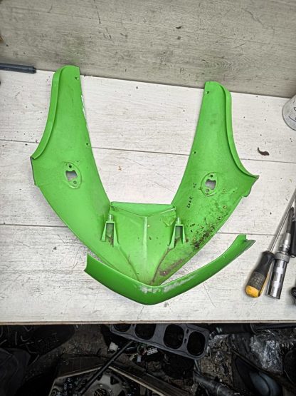 Элемент пластика передний (морда) Kawasaki ZX-6R (2005-2006) — изображение 4
