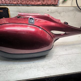 Элемент пластика боковой с кофром Honda NT650V Deauville (1998-2001)