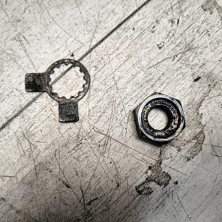 Гайка ведущей звезды Triumph Sprint 900 (1990-1998)