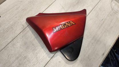 Элемент пластика боковой Honda VF750 Magna (1982-1986)