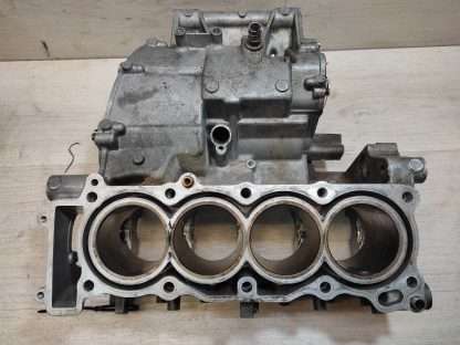 Блок цилиндров (есть прогорание) Yamaha R6 (1999-2002) — изображение 2