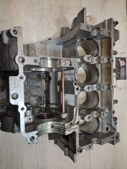 Блок цилиндров (есть прогорание) Yamaha R6 (1999-2002) — изображение 10