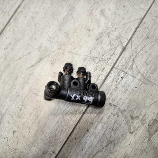 Распределитель Honda CBR1100XX (1999-2000)