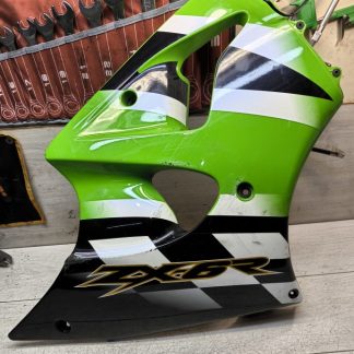 Элемент пластика боковой Kawasaki ZX-6R (2000-2002)