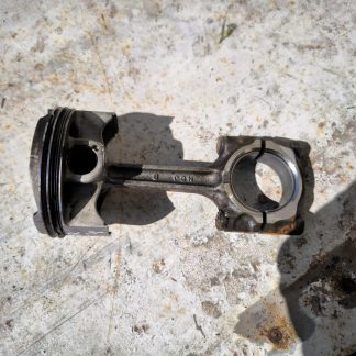 Поршень с шатуном и кольцом Honda CBR954RR Fireblade