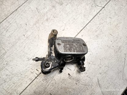 Главный тормозной цилиндр переднего тормоза (машинка) Yamaha XJ600S Diversion (1992-1997)