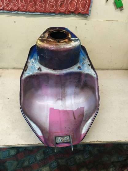Топливный бак Yamaha YZF750 (1993-1998) — изображение 4