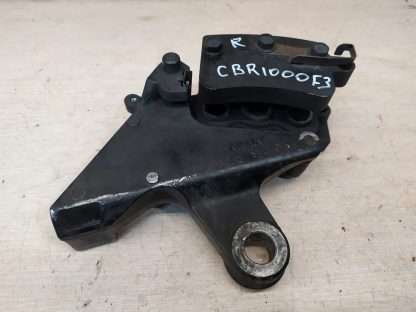 Суппорт Honda CBR1000F (1993-1999) — изображение 2