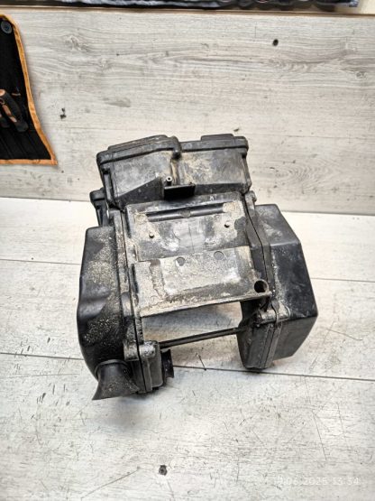 Корпус воздушного фильтра AirBOX Kawasaki GPZ500 (1994-2009) — изображение 2