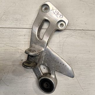 Кронштейн боковой подножки Yamaha XJ900S Diversion (1995-2002)