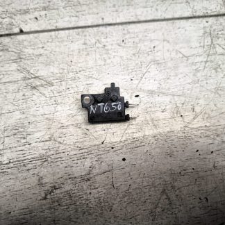 Датчик переднего тормоза Honda NT650V Deauville (1998-2001)