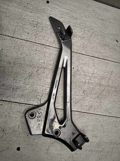Кронштейн боковой подножки Kawasaki ER-5 (1997-2000)