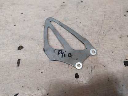 Лепесток кронштейна Honda CBR600F4i