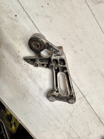 Кронштейн боковой подножки Yamaha XJ900S Diversion (1995-2002) — изображение 2