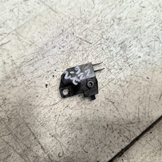 Датчик переднего тормоза Kawasaki ZZR600 (1993-2003)