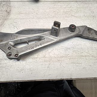 Кронштейн боковой подножки Honda NT650V Deauville (1998-2001)