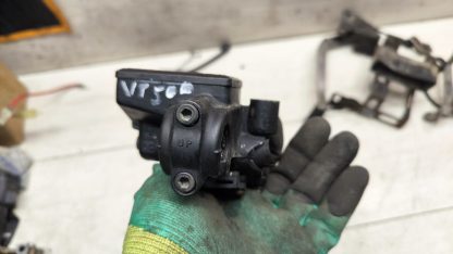 Главный тормозной цилиндр переднего тормоза (машинка) Honda VT500C (1983-1988) — изображение 4
