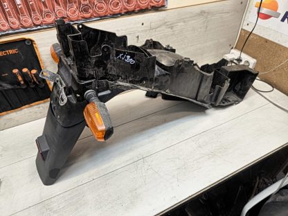 Крыло заднее с указателями поворотов Yamaha XJ900S Diversion (1995-2002) — изображение 2