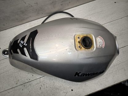 Бак Kawasaki ER-5 (1997-2000) — изображение 2