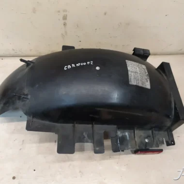 Элемент пластик нижний Honda CBR1000F (1989-1992)
