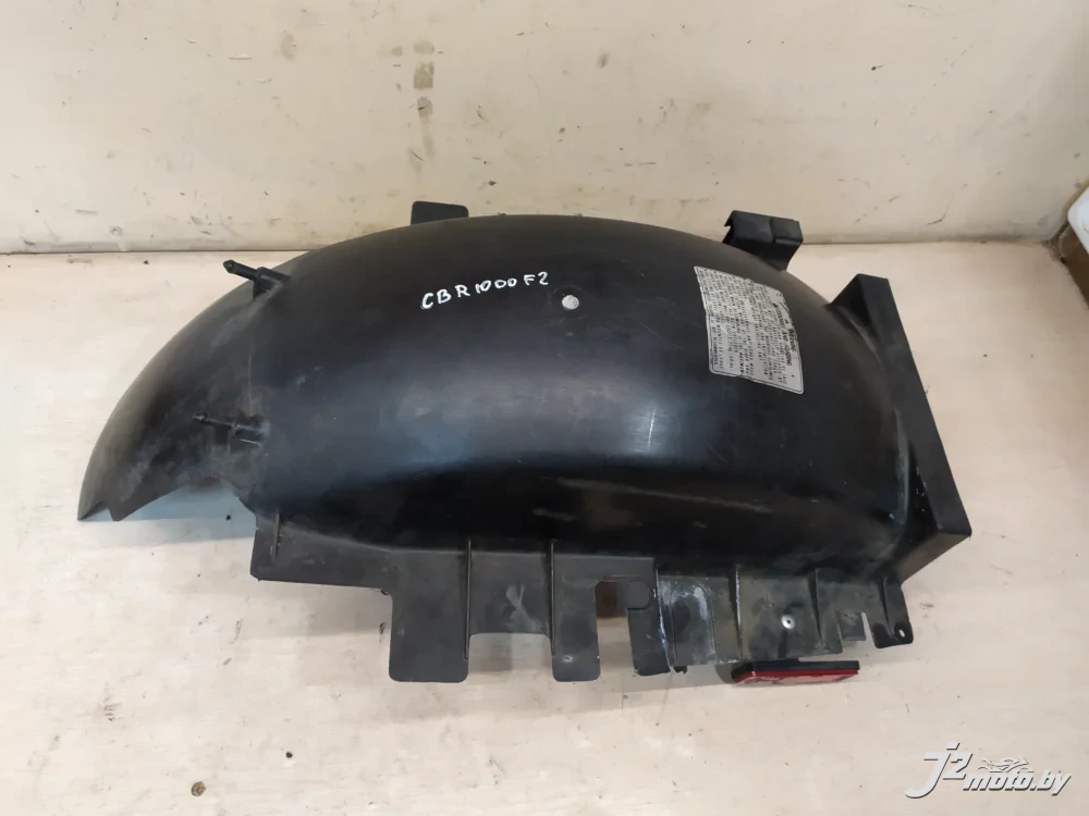 Элемент пластик нижний Honda CBR1000F (1989-1992)