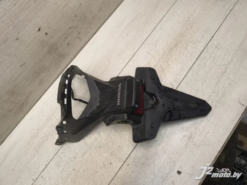 Элемент пластика задний (крыло) Honda CB500X (2017-2018)