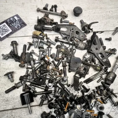 Болты комплект как на фото onda CBR1000F (1993-1999)