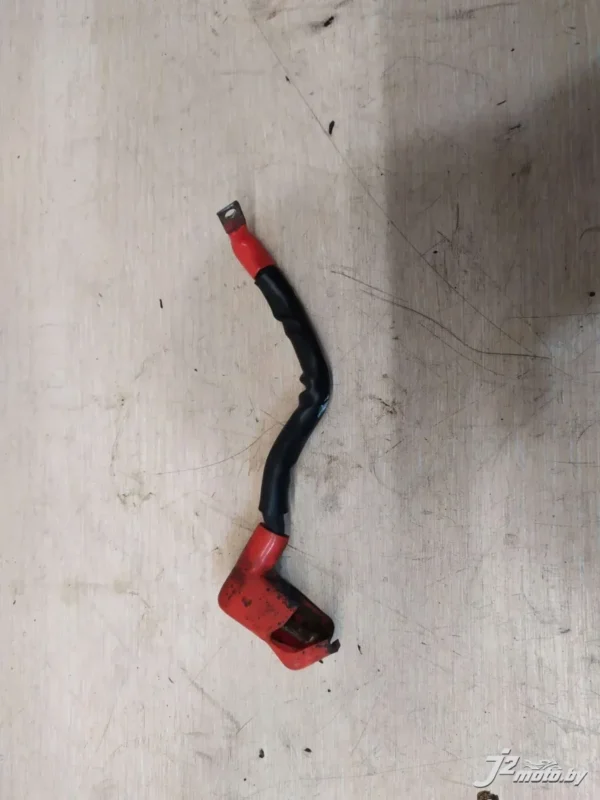 Плюсовой провод Honda CBR1000F (1993-1999)
