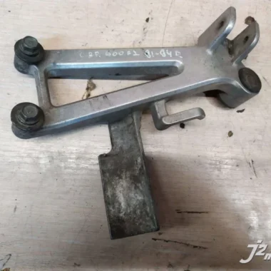 Кронштейн боковой подножки Honda CBR600F2