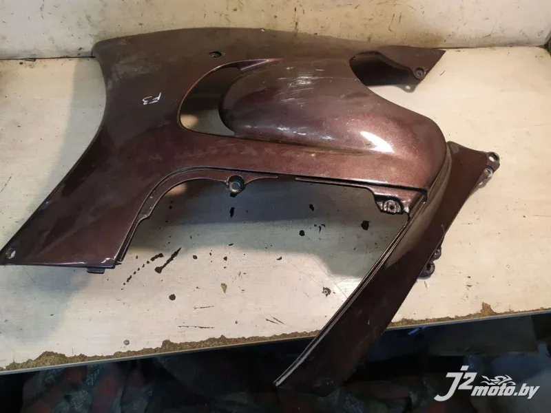 Элемент пластика боковой Honda CBR600F3