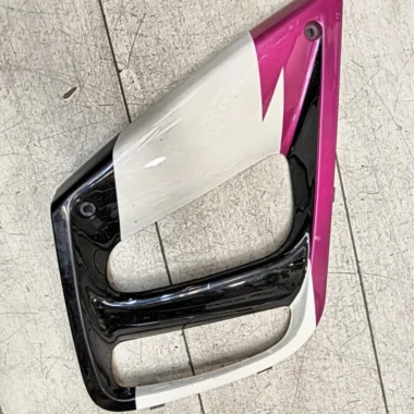 Элемент пластика (жабра) Honda CBR600F3