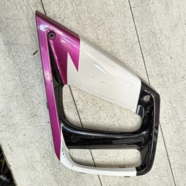 Элемент пластика (жабра) Honda CBR600F3