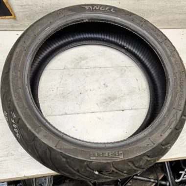 Мотошина Pirelli Angel 180/55-17 (дата выпуска 43/24) Honda CBR600F4 (1999-2000)