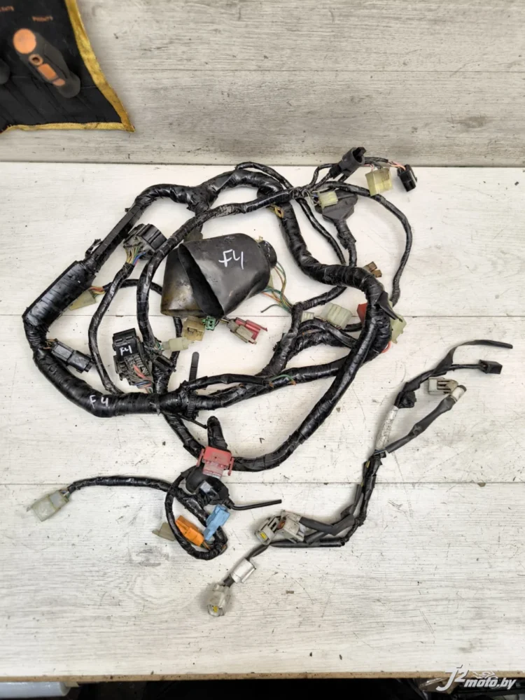 Проводка Honda CBR600F4 (1999-2000)