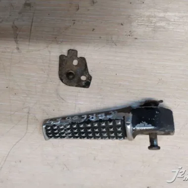 Подножка боковая Honda CBR600F4