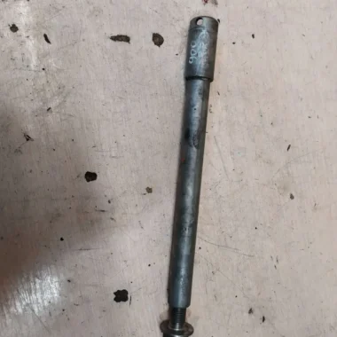 Ось переднего колеса Honda CBR900RR Fireblade (1992-1994)