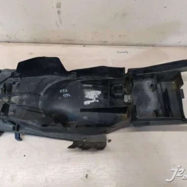 Элемент пластика под рамный  Honda CBR954RR Fireblade
