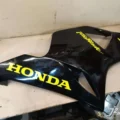 Элемент пластика боковой Honda CBR954RR Fireblade