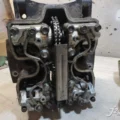 Головка блока цилиндров с распредвалами и крышкой Honda VF500C Magna (1984-1985)
