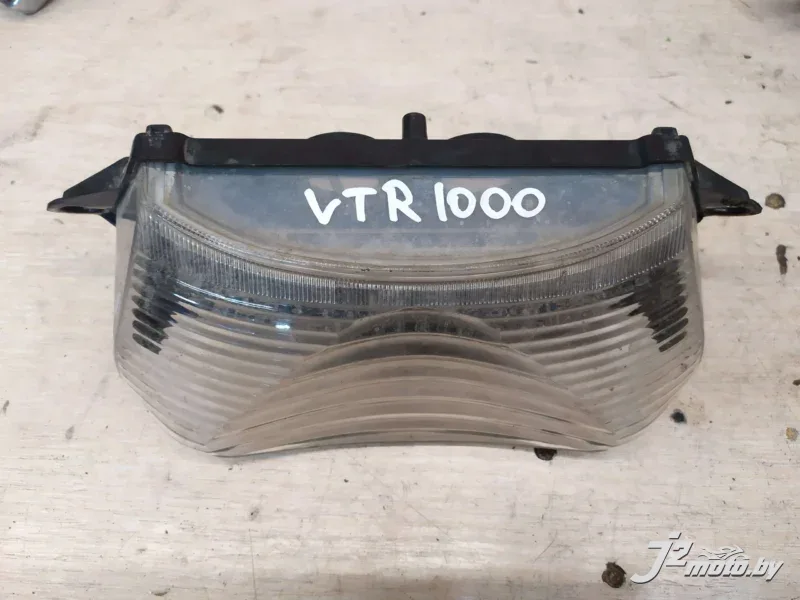 Задний фонарь Honda VTR1000 (1997-2000)