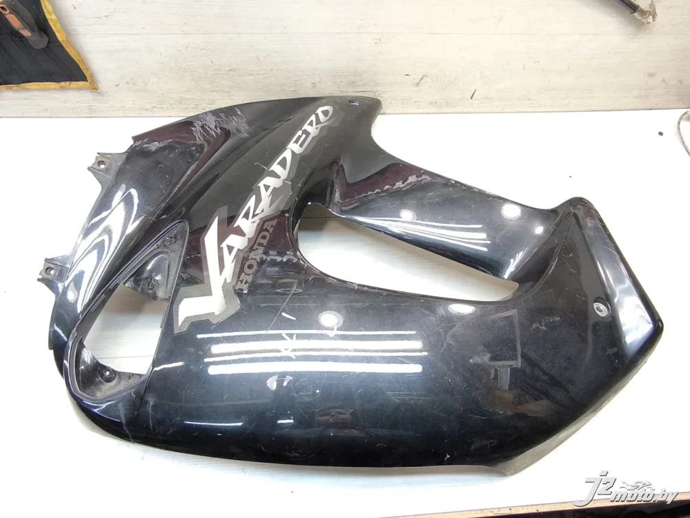 Элемент пластика боковой Honda XL1000 Varadero (1999-2002)
