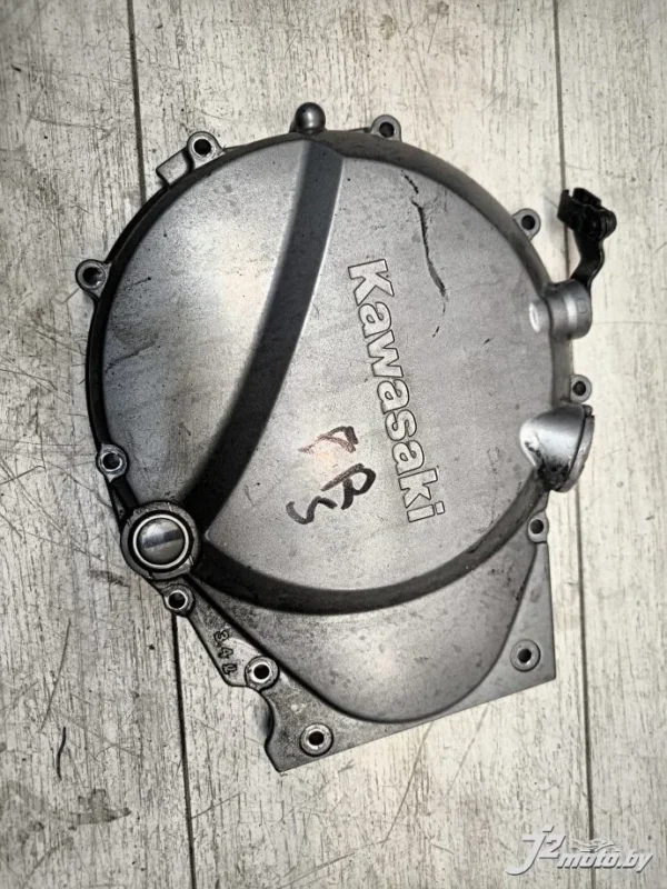 Крышка двигателя Kawasaki ER-5 (1997-2000)