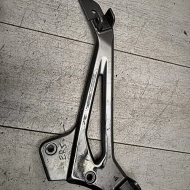 Кронштейн боковой подножки Kawasaki ER-5 (1997-2000)