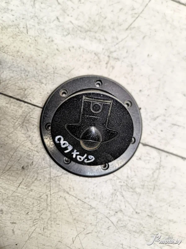 Крышка бака Kawasaki GPX600R (1988-1997)