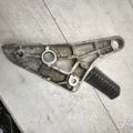 Кронштейн боковой подножки с подножкой Kawasaki VN750 (1986-2006)