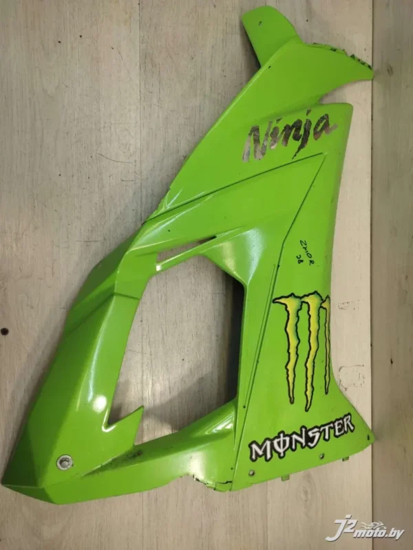 Элемент пластика бокового Kawasaki ZX-10R (2008-2009)