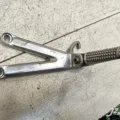Кронштейн с боковой подножкой Kawasaki ZX-6R (2000-2002)