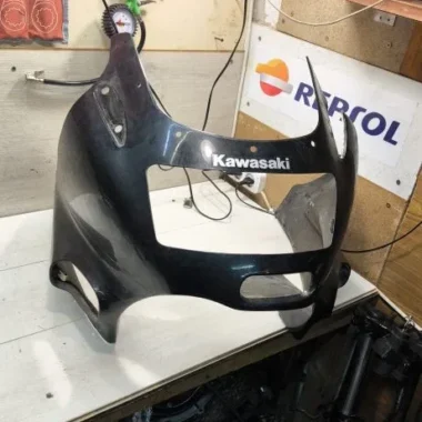 Элемент пластика (морда) Kawasaki ZZR1100 (1990-1992)