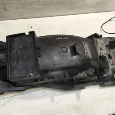 Элемент пластика нижний Kawasaki ZZR1100 (1990-1992)